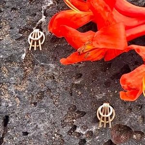 ‼️SOLD‼️14K Gold Earrings